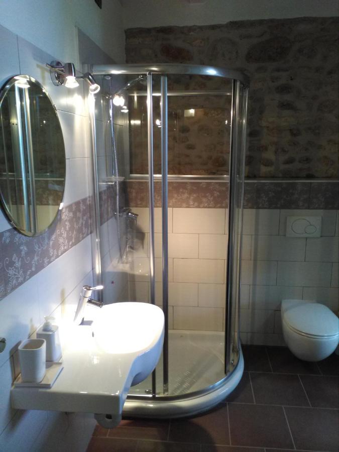 B&B Corte Cornalino Ровербелла Экстерьер фото