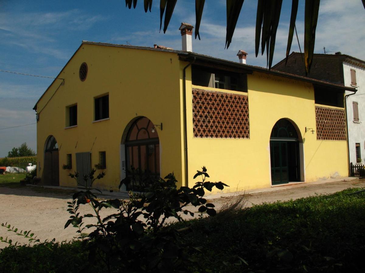 B&B Corte Cornalino Ровербелла Экстерьер фото