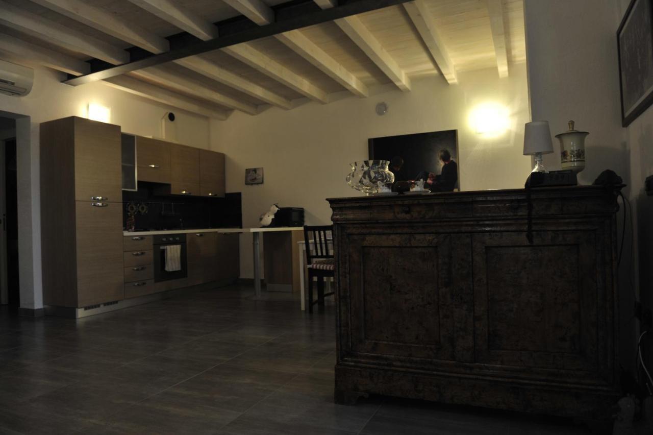 B&B Corte Cornalino Ровербелла Экстерьер фото
